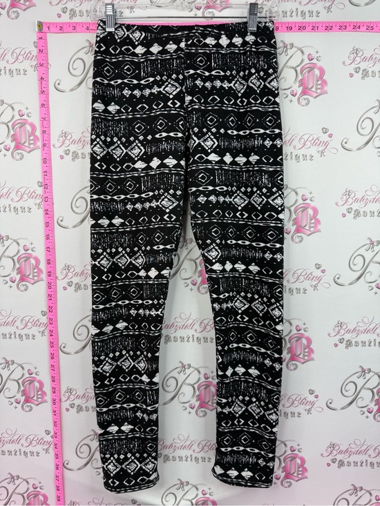 Just Cozy Pants - Just cozy fleece Black & White Aztec Print Leggings - Women's Stretch Leggings